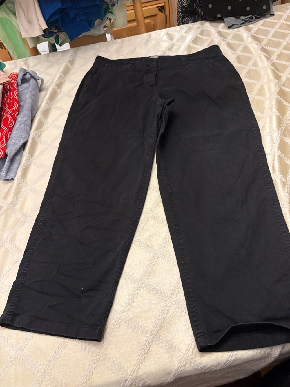 Crown & Ivy Charlotte Cropped Pants